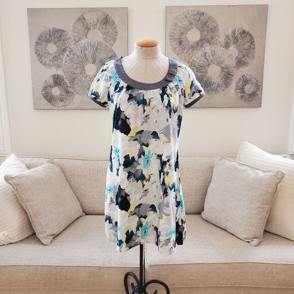 Vertigo Paris Evening Floral Scoop Neck Print Mini Dress Size Sm - Picture 3 of 13